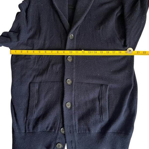 Gap Men’s Shawl Neck Cashmere Blend Cardigan Navy Size Large Preppy Academia - Picture 6 of 8